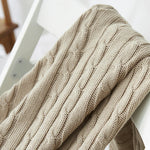 Throw Blanket Cable-Knit Design Machine-Washable Soft Yarn