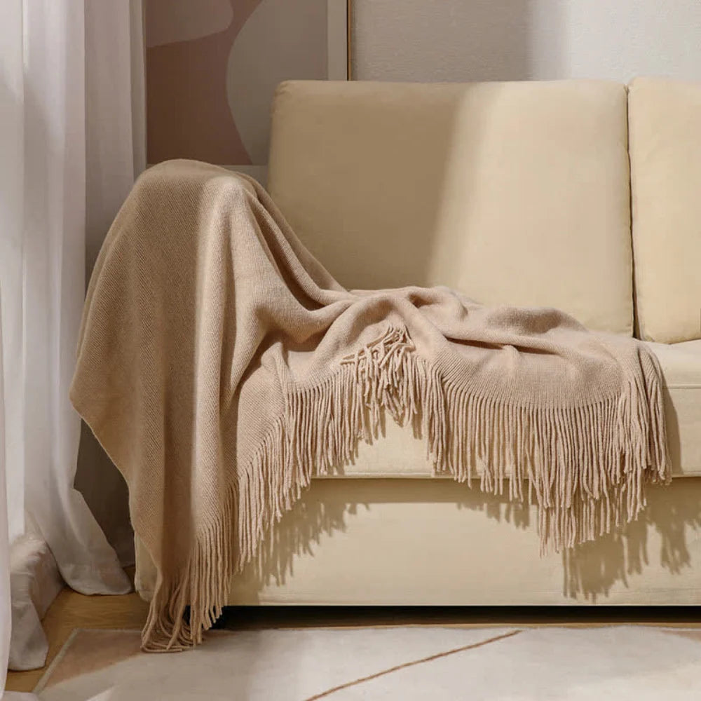 Throw Blanket Chunky Knit Acrylic with Fringe