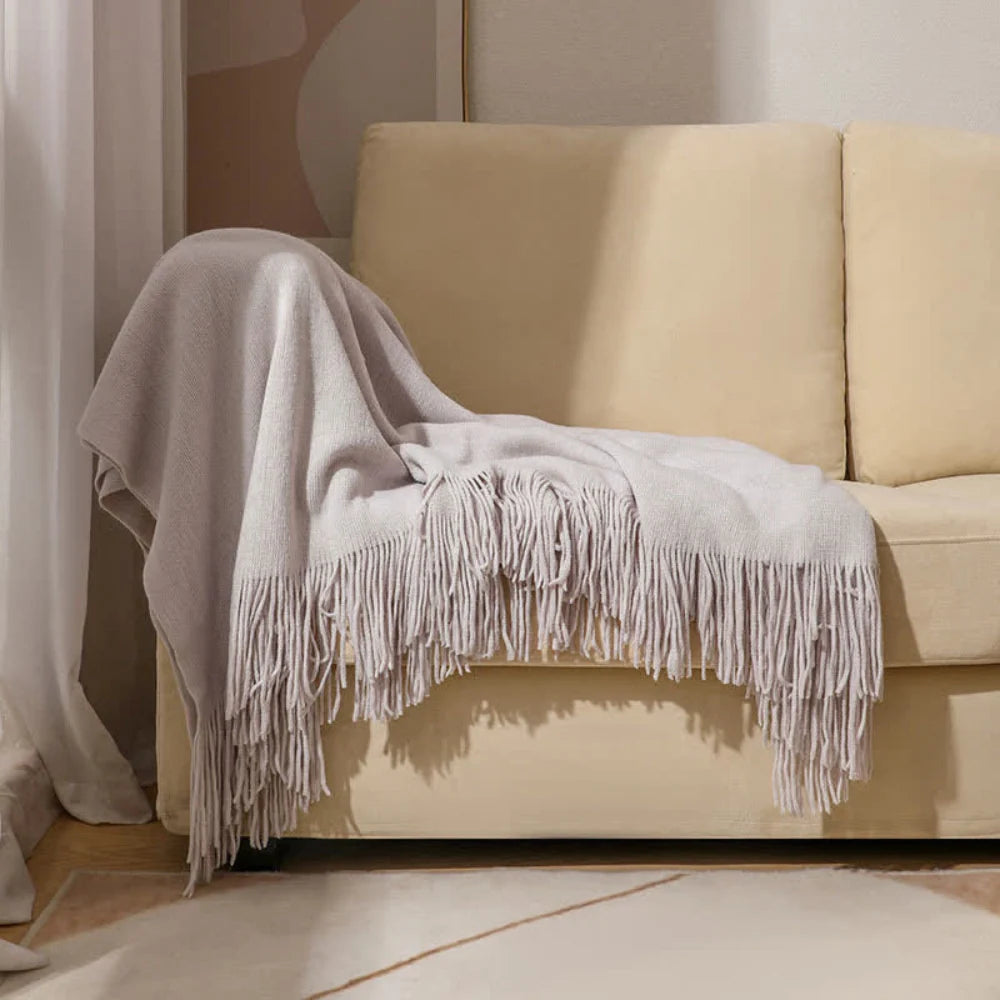 Throw Blanket Chunky Knit Acrylic with Fringe