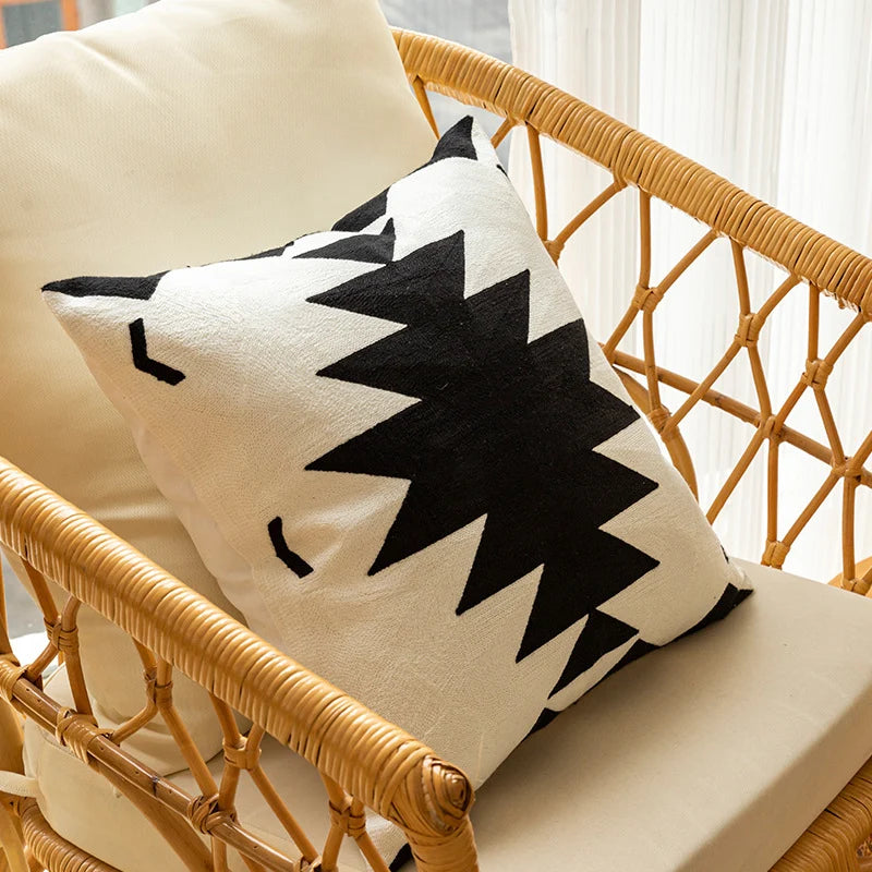 Throw Pillow Cover Hand-Stitched Geometric Embroidery Cotton-Linen Hidden Zipper