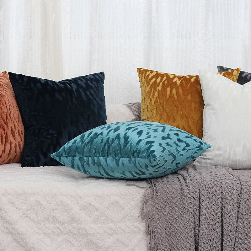 Throw Pillow Cover Low-Pile Velvet Embossed Jacquard Hidden Zipper
