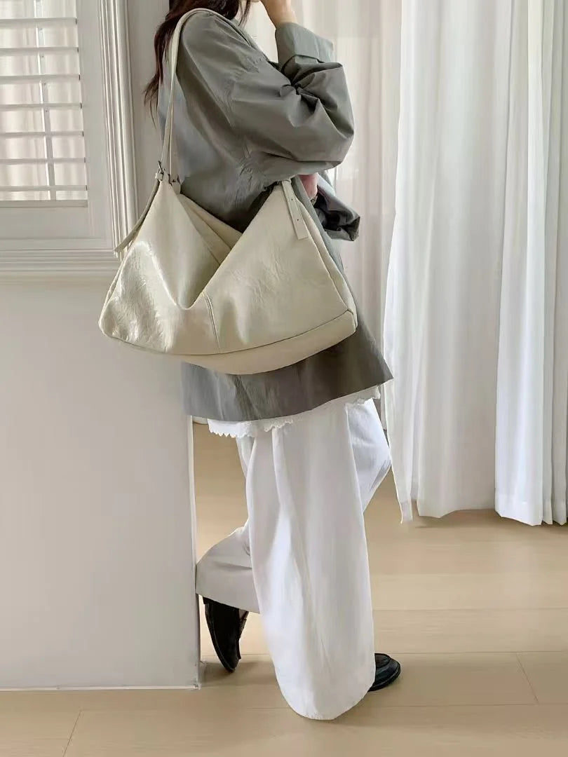 Tote Bag Spacious Interior Soft Shoulder Straps Wear-Resistant Fabric