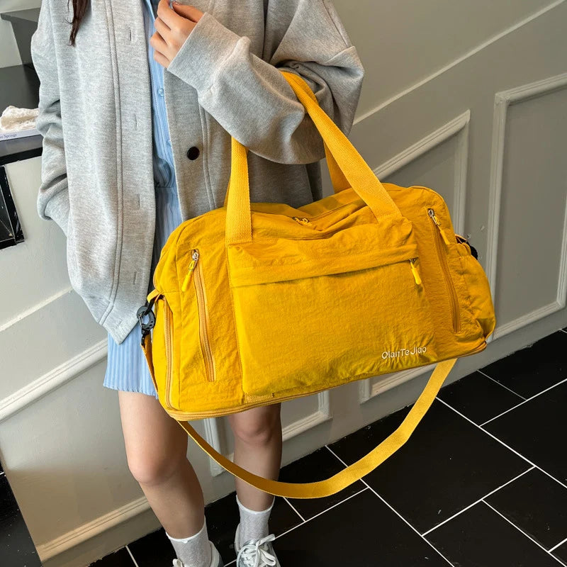 Travel Duffel Bag Lightweight Durable Fabric & Multiple Pockets