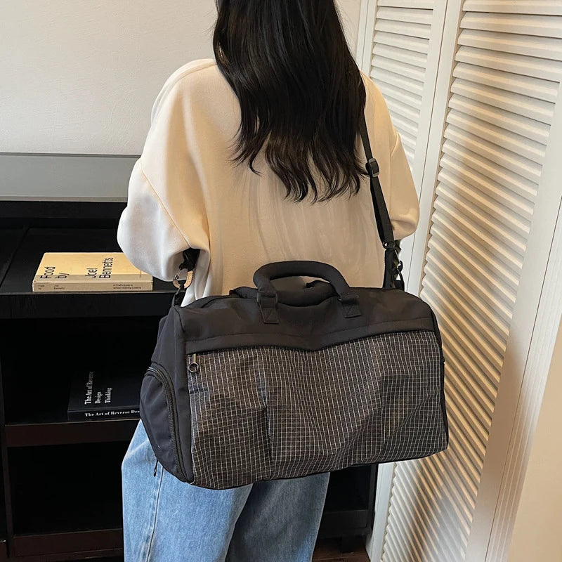 Travel Duffel Bag Spacious Multi-Compartment Weather-Resistant
