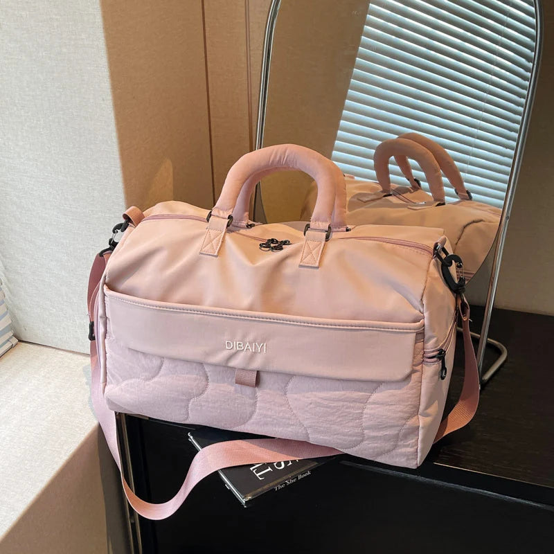 Travel Duffel Bag Spacious Multiple Zippered Pockets Adjustable Strap