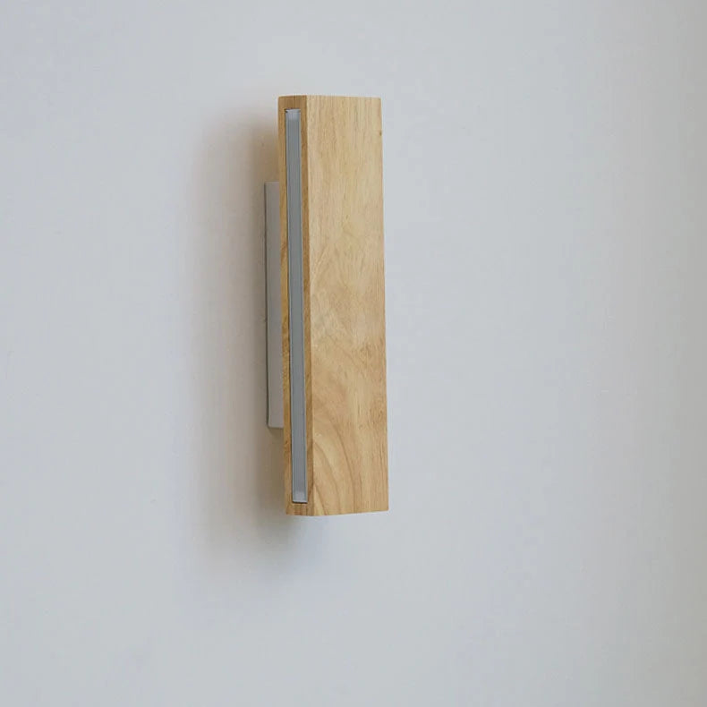 Wall Lamp 360° Swivel Integrated Warm LED Aluminum & Wood