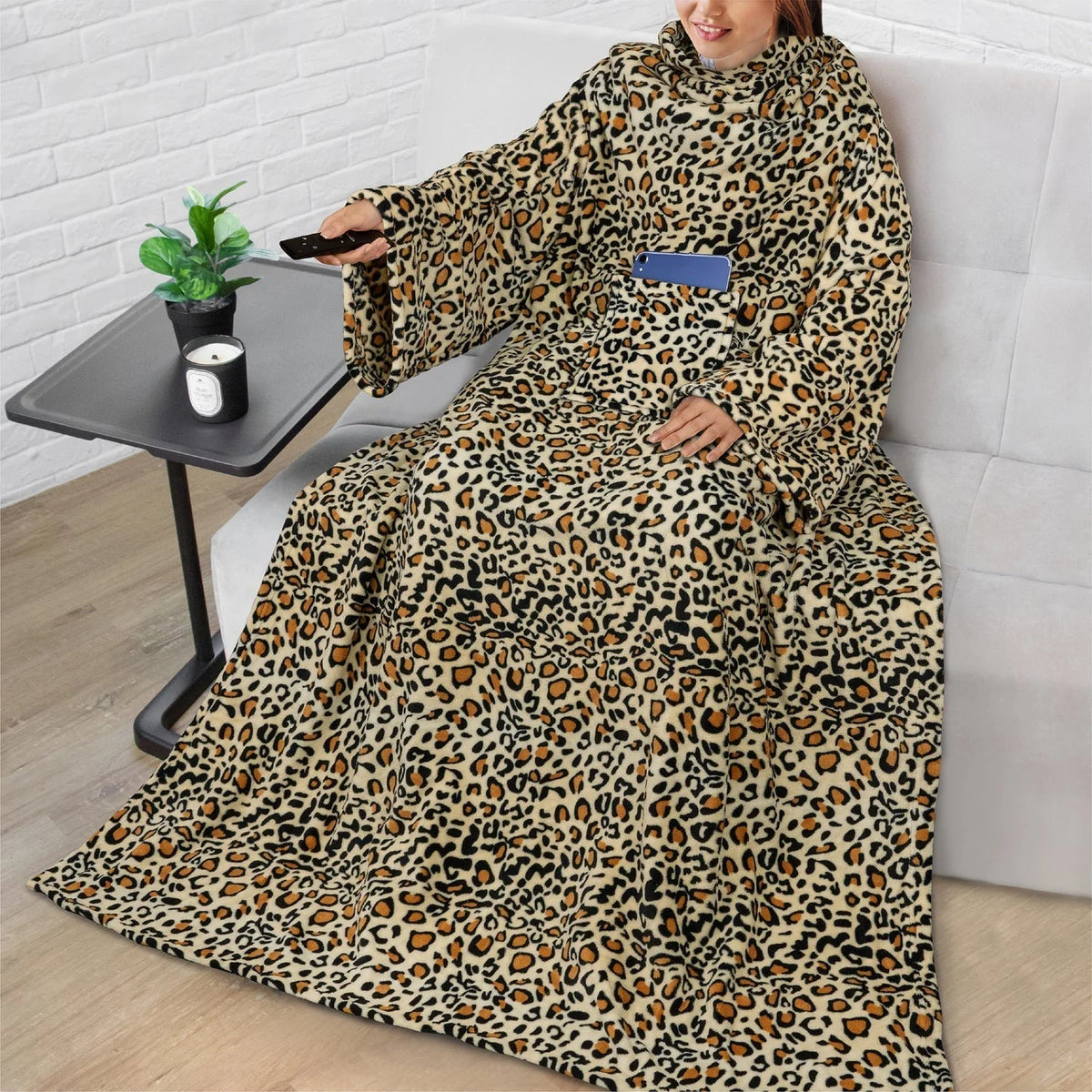 Wearable Fleece Blanket Oversized With Sleeves & Front Pocket