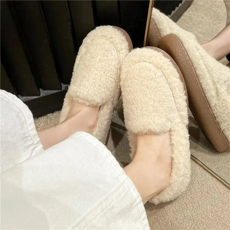 Women's Slip-On Shoes Lamb Wool Lined Rubber Outsole