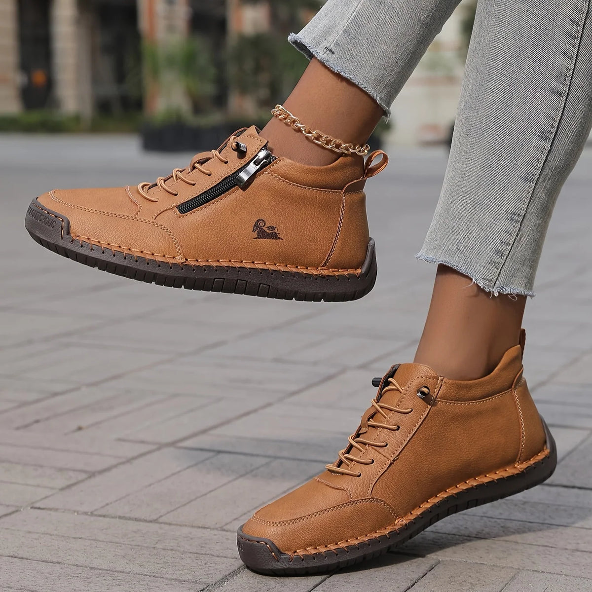 Women’s Sneakers Wide Toe Box Arch Support Non-Slip Sole