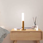 Kabellose Wandlampe mit Bewegungsmelder aus Holz