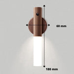 Kabellose Wandlampe mit Bewegungsmelder aus Holz