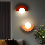 Moderne Halbkreis-Wandlampe mit LED-Beleuchtung für Innenräume