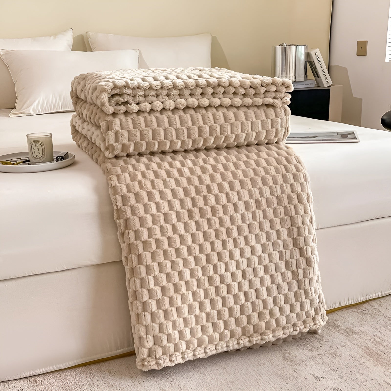 Cuddly Blanket – Soft and Warm for Your Home