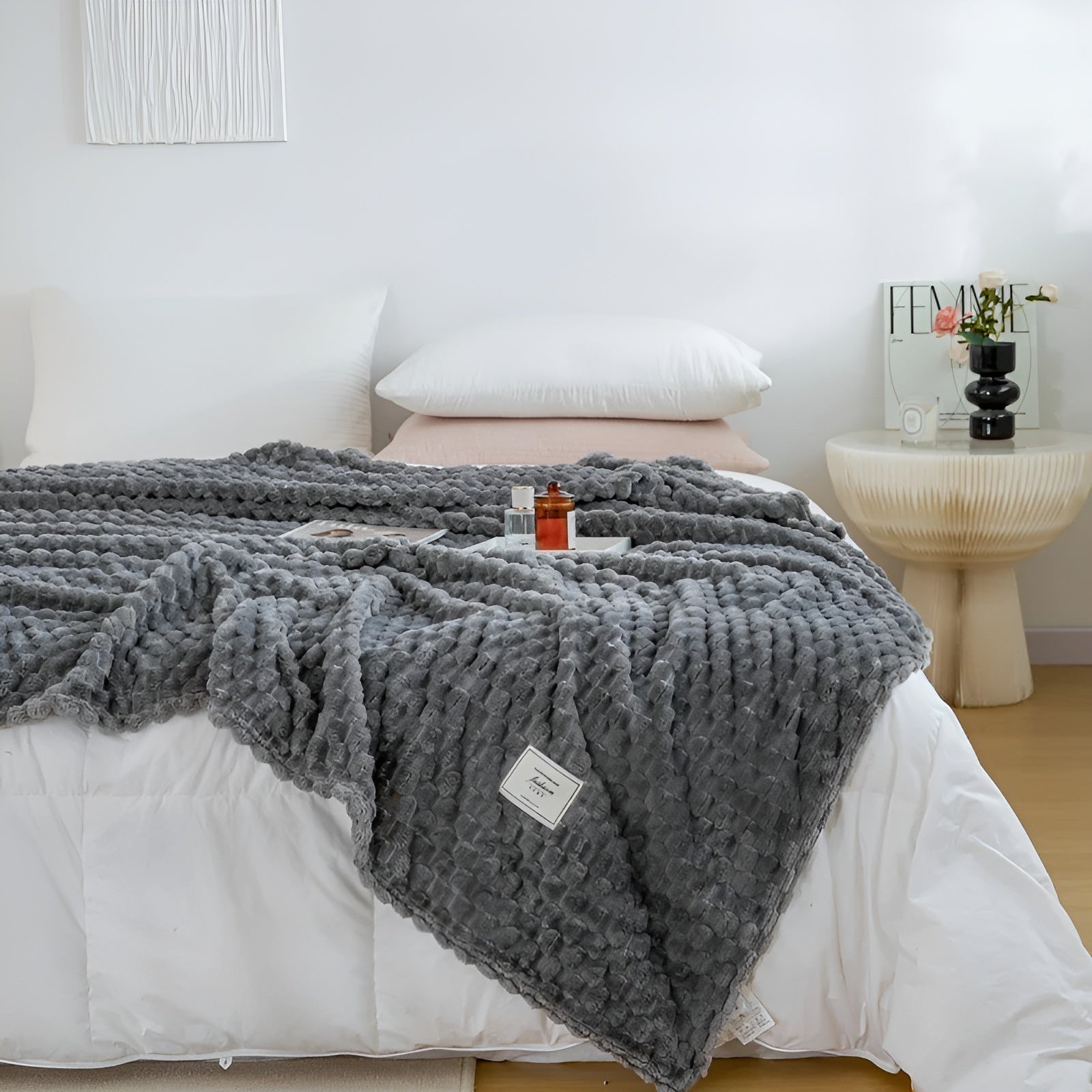 Cuddly Blanket – Soft and Warm for Your Home