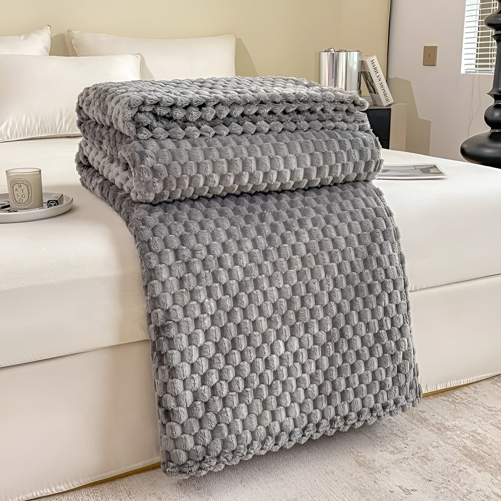 Cuddly Blanket – Soft and Warm for Your Home