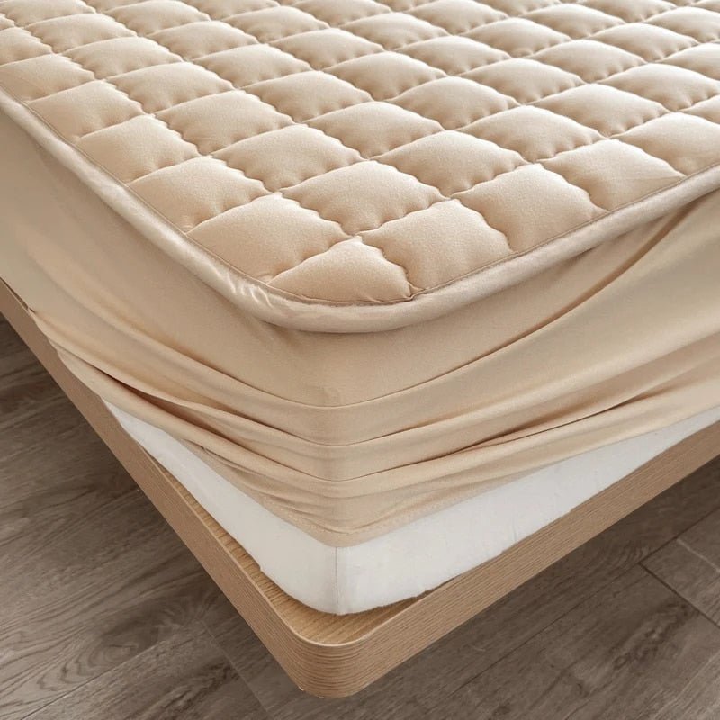 Breathable Mattress Protector with Liquid Repellent Protection and Allergy Protection