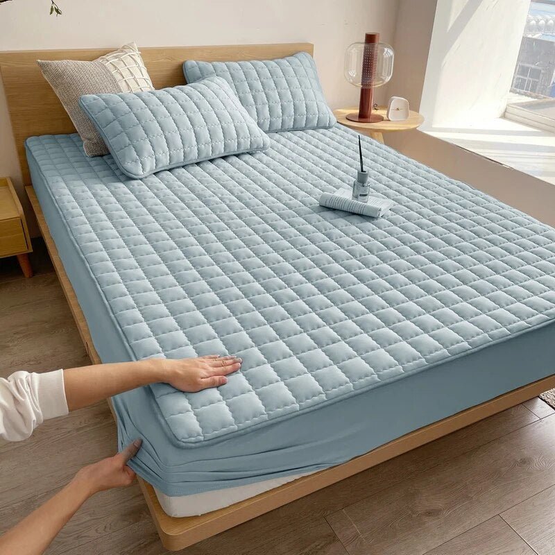 Breathable Mattress Protector with Liquid Repellent Protection and Allergy Protection