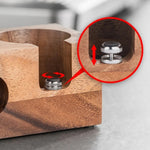 Kaffeekunstwerk | Elegante Holzstation für Kaffeetampen