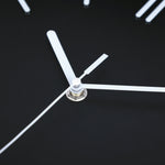Stilvolle 3D Wanduhr mit eleganten Stundenmarkierungen