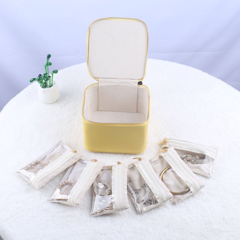 Jewelry Organizer – Your valuable jewelry always safe and tidy