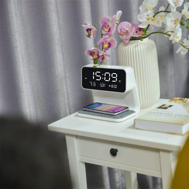 Multifunctional Bedside Lamp with Wireless Charger