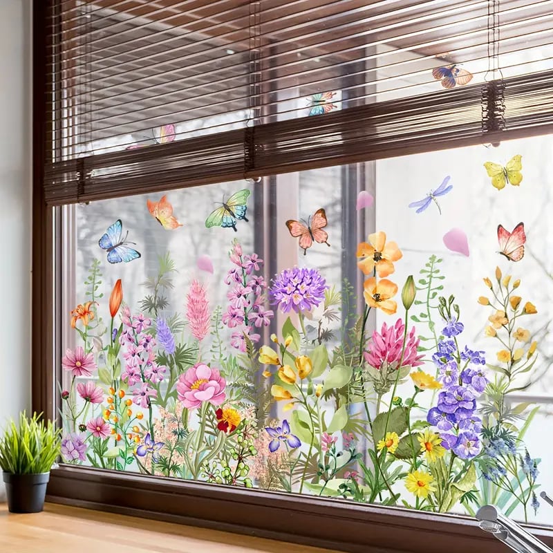 Bunte Fensteraufkleber mit Blumen- und Schmetterlingsmotiven