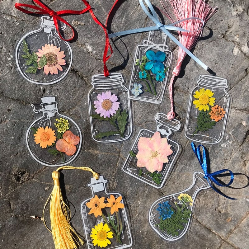 Set mit getrockneten Blumen-Lesezeichen – 30 Stück mit Quaste