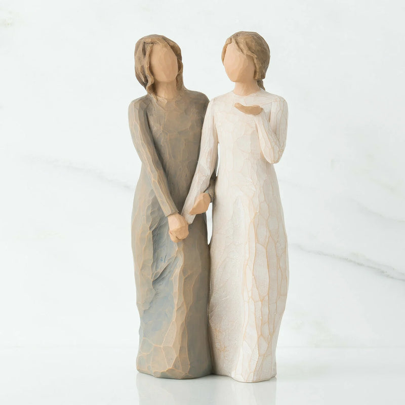 Verbundenheit in Kunst: Resinfigur Drei Frauen