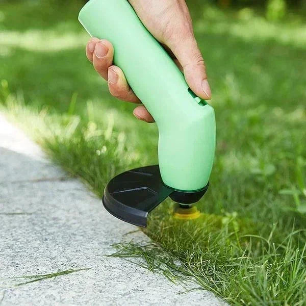 Akku-Heckenschneider LawnLite – Leicht und Wasserfest