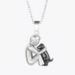 Tender Bond | Elegant Pendant Necklace for Special Memories
