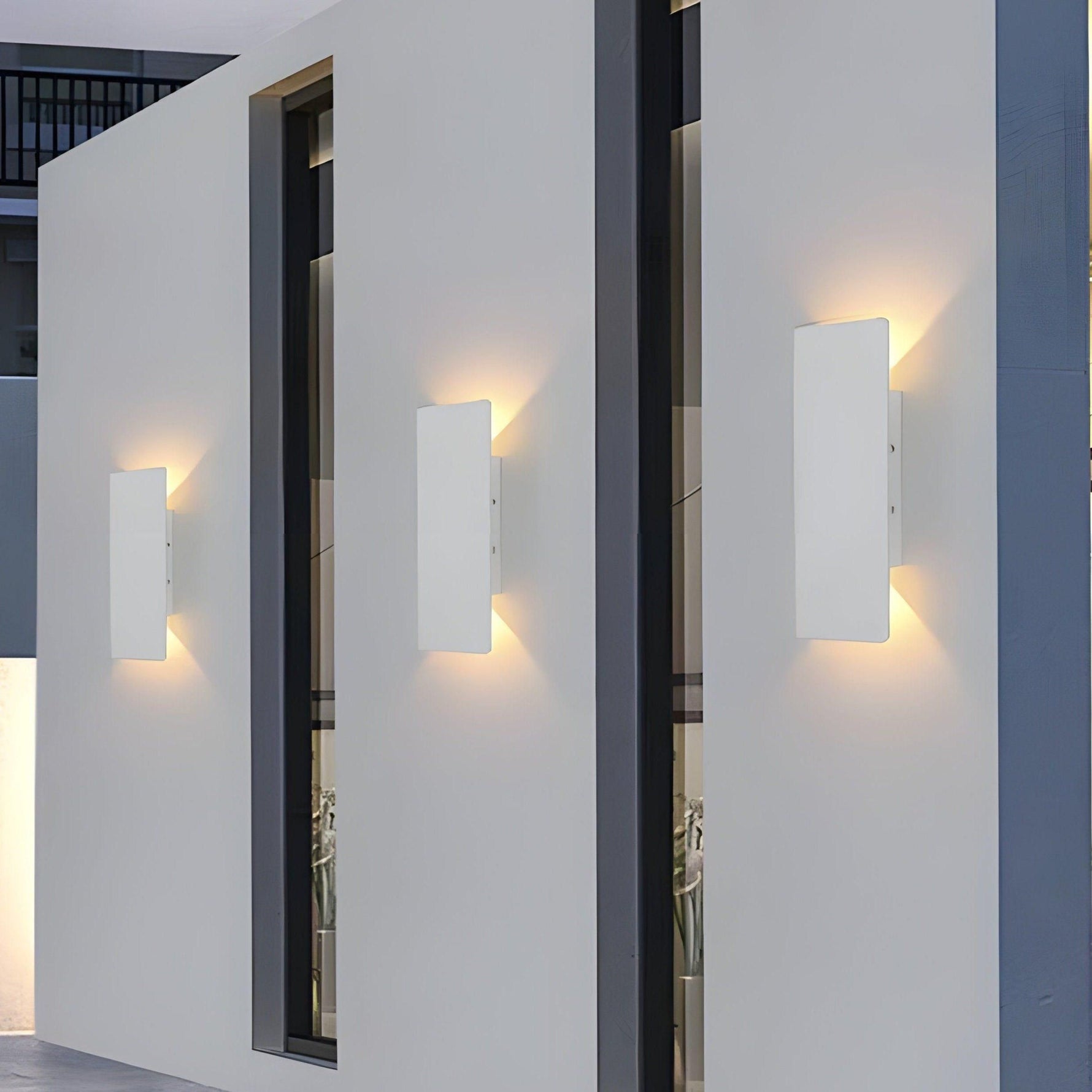 Modern Aluminium Outdoor Wall Light
