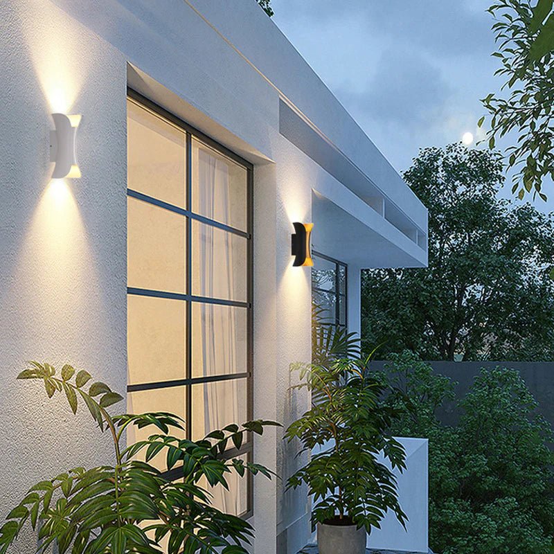 LumiFlex - Wetterfeste LED-Wandleuchte für Außenbereiche