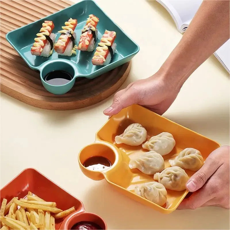 Praktische Servierplatte mit integriertem Dip-Bereich