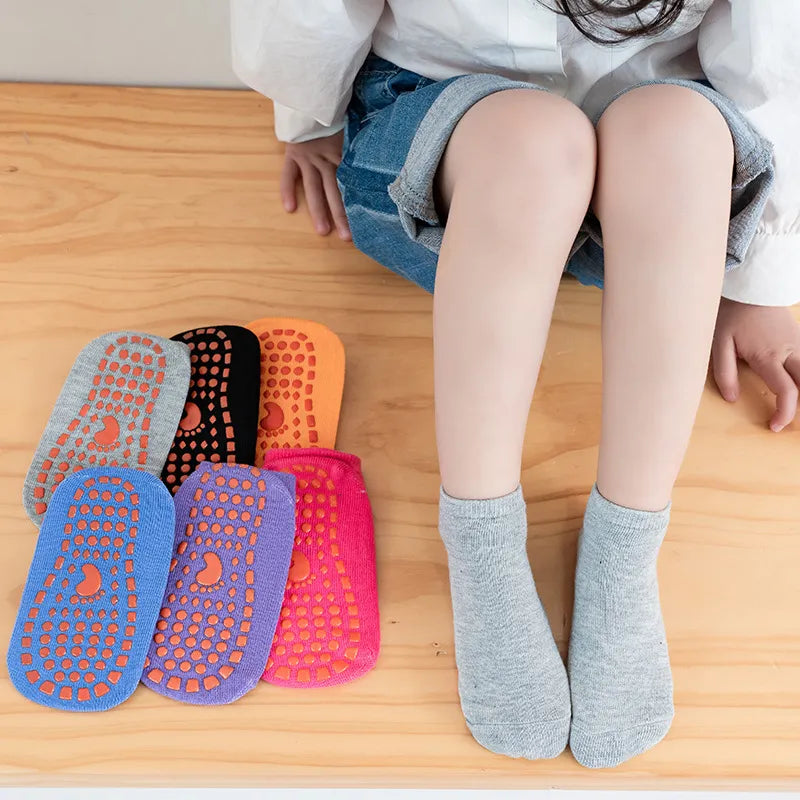 Rutschfeste Socken-Schuhe für Kinder – Sicherer Halt und Komfort