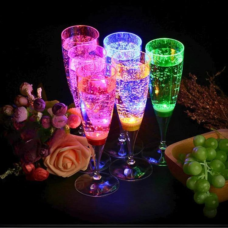 LuminousElegance | LED-Weingläser Set (6 Stück)