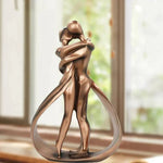 Elegante Bronze-Skulptur eines umarmenden Paares – Dekoratives Kunstwerk für Ihr Zuhause