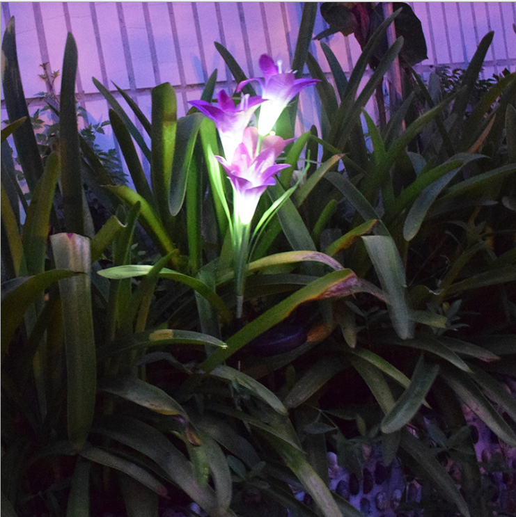 Fascinierende Solar-LED-Gartenlichter in Blumenform – Farbwechselnde Dekoration für Außenbereiche