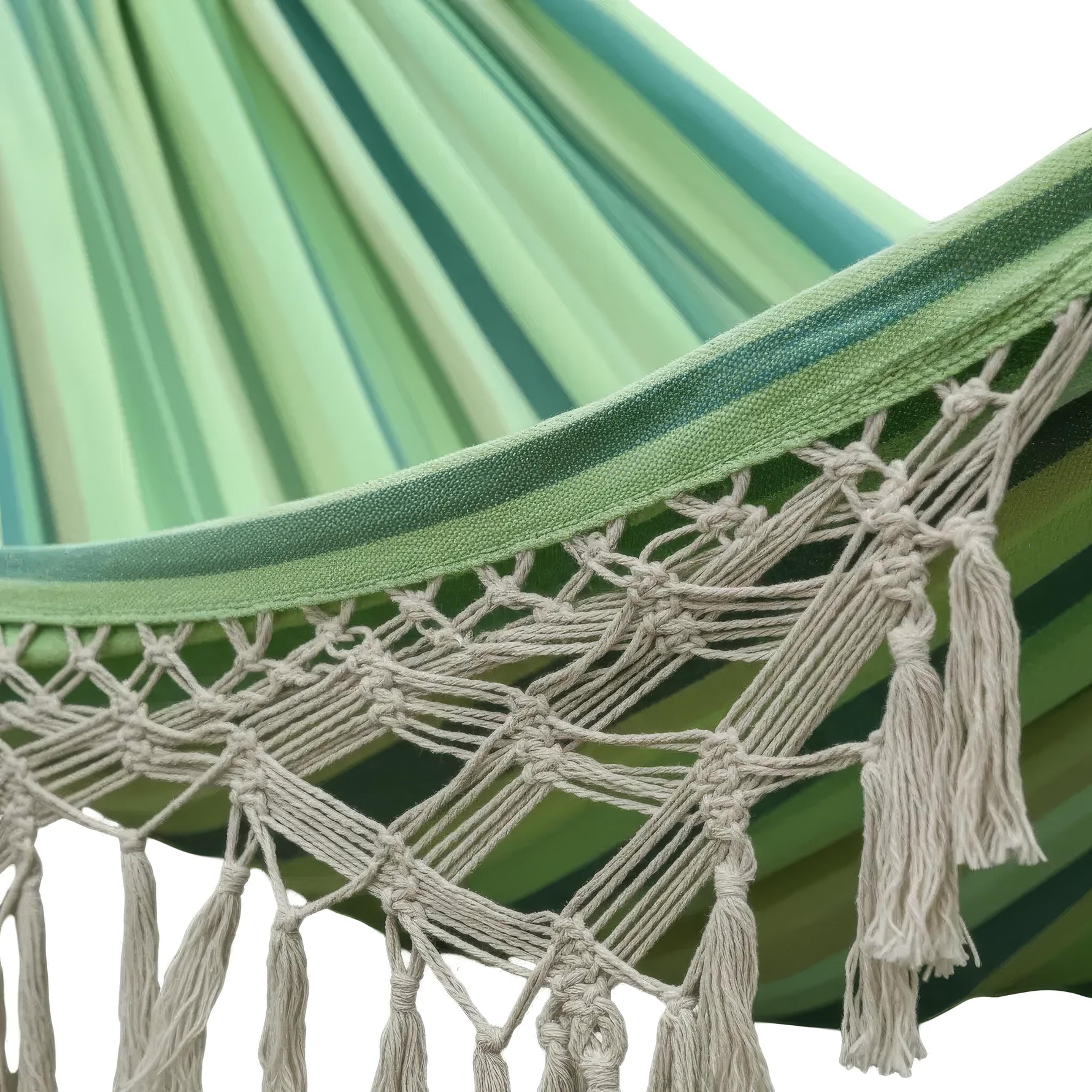 Comfortable and portable hammock for relaxing days outdoors