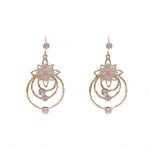 Drei-Ring Ohrstecker in Kristall-Lotus-Design
