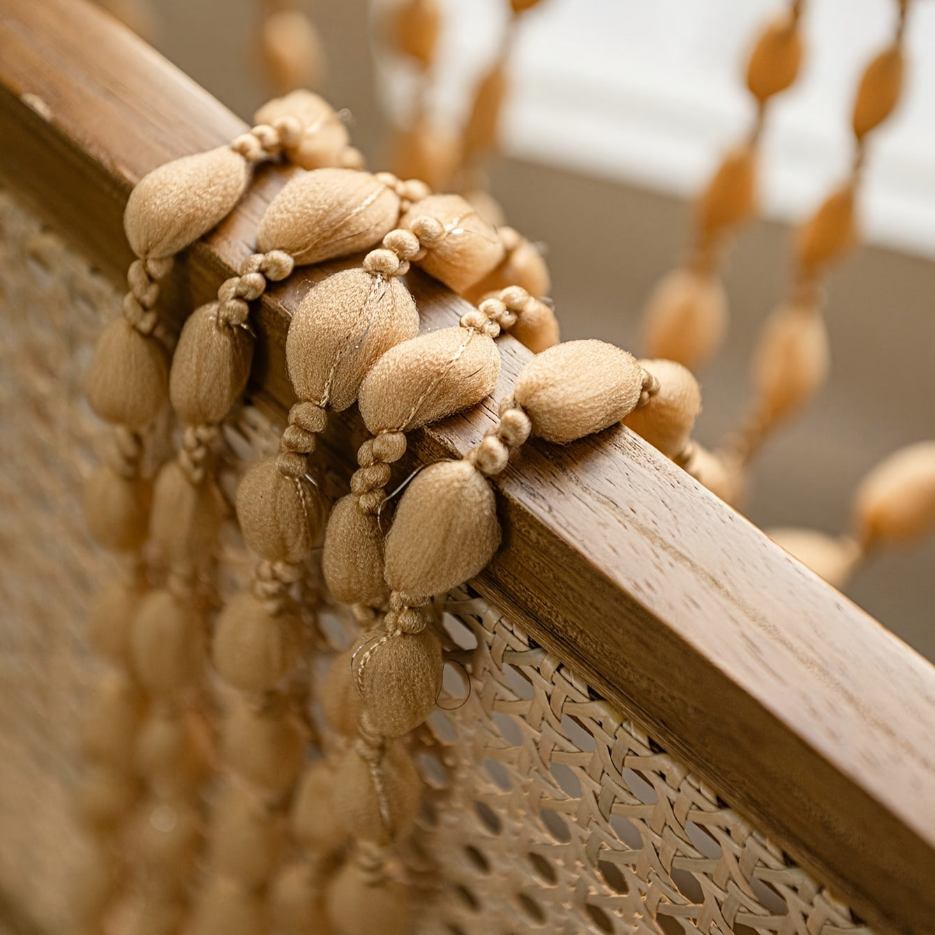 Betthimmel mit Perlen für Schlafzimmer oder Spielbereich
