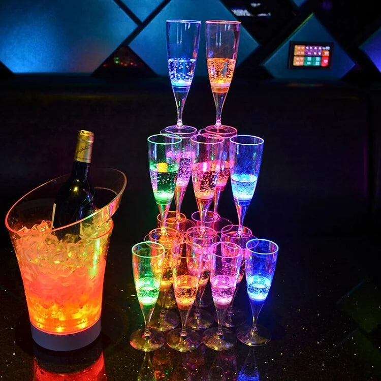 LuminousElegance | LED-Weingläser Set (6 Stück)