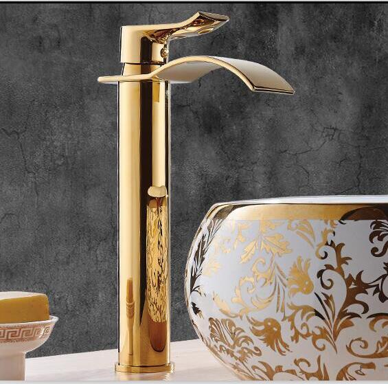 Eleganter Wasserfall-Waschtischarmatur aus Messing