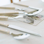 Elegantes 24-teiliges Essbesteckset für stilvolle Anlässe