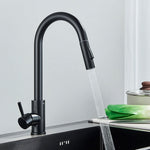 SmartFlow | Elegante berührungssensitive Küchenarmatur mit flexiblem Schlauch