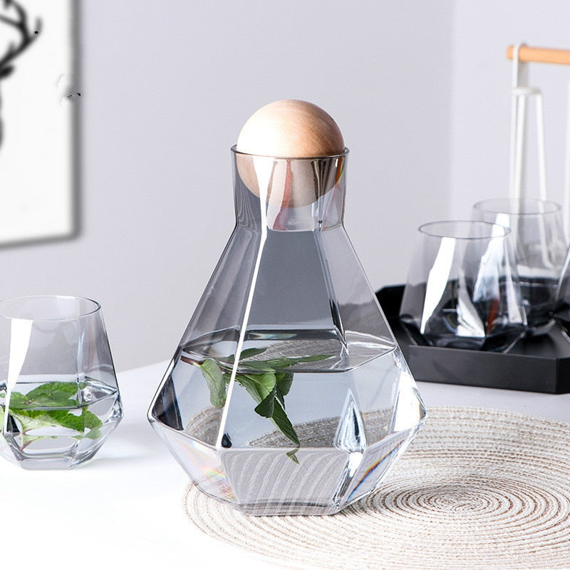 Kristallglas Wasserkrug Set mit kaltem Wasser und Tassen