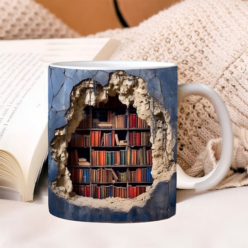 Bücherliebhaber Tasse – 3D Becher mit Bücherregal-Design