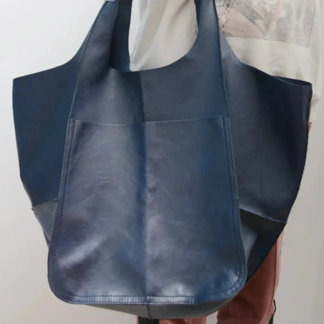 Stilvolle Vintage-Ledertasche mit praktischem Reißverschluss