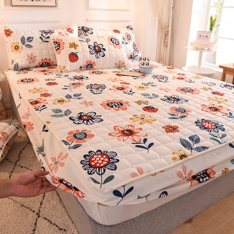 Deluxe Sleep Comfort | High-Quality Breathable Mattress Protector | Soft, Durable & Custom-Fit | For Restful Nights