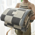 Cozy Blanket – Cuddly Throw for Bed and Sofa