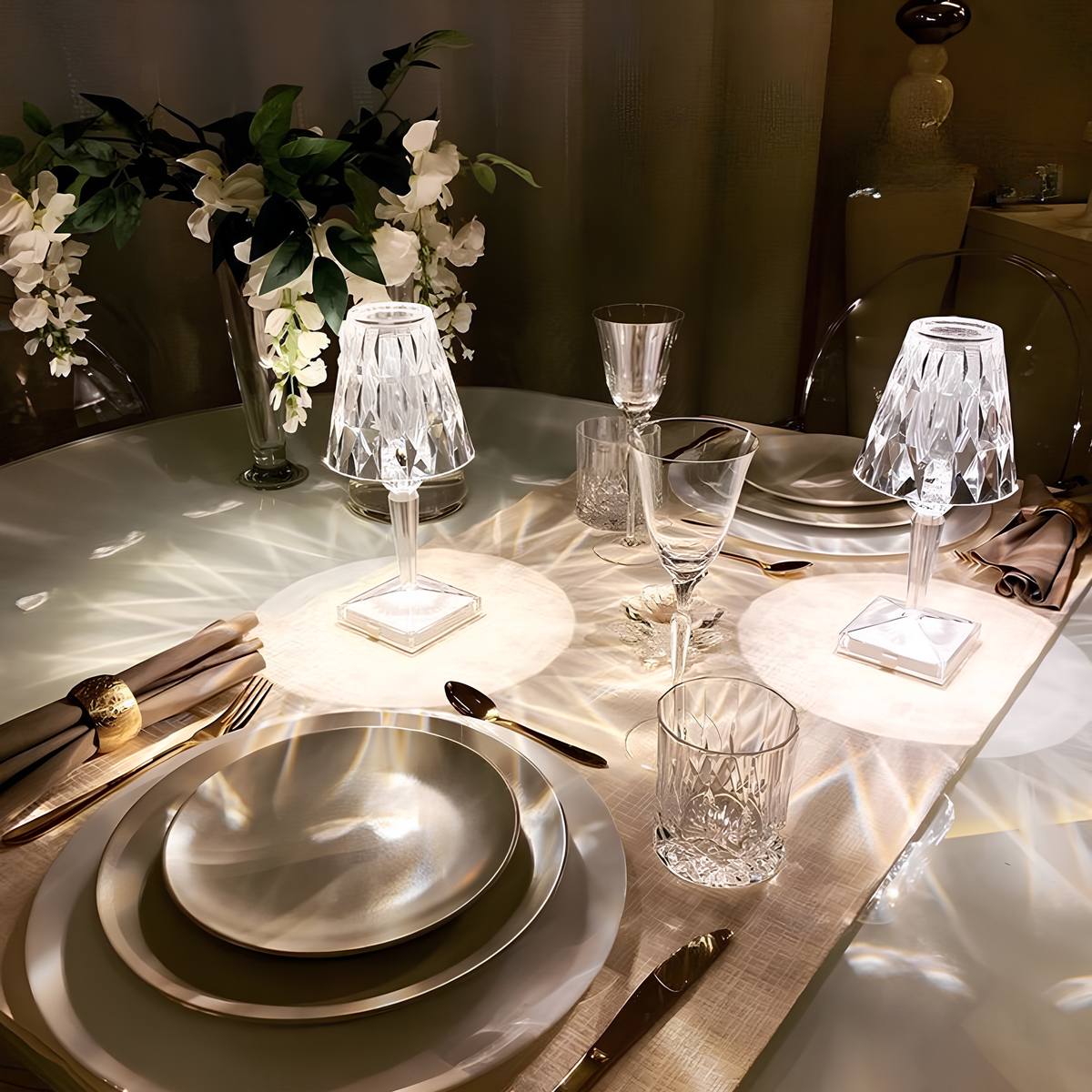 Elegant Crystal Table Lamp – Sparkling Light for Your Home